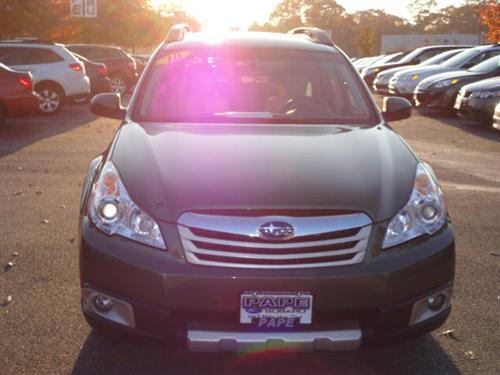 Subaru Outback 2010 photo 1