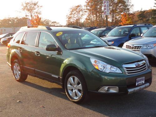 Subaru Outback 2010 photo 2