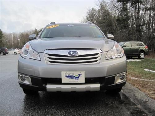 Subaru Outback 2010 photo 2