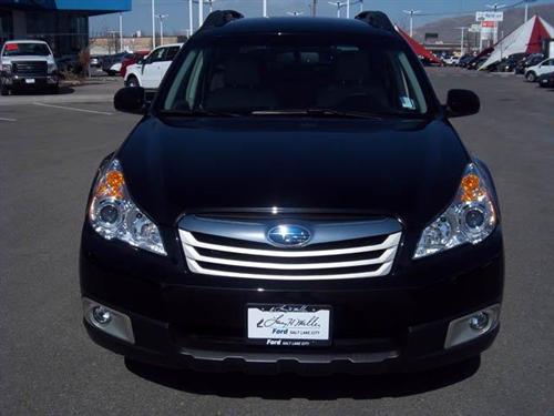Subaru Outback 2010 photo 1