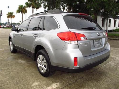 Subaru Outback 2010 photo 4