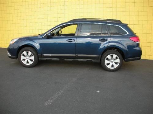 Subaru Outback 2010 photo 2