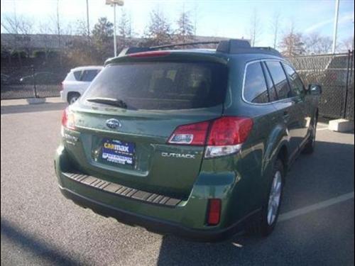 Subaru Outback 2010 photo 3