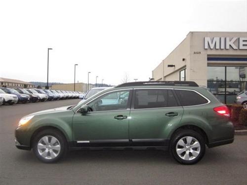 Subaru Outback 2010 photo 2