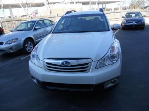 Subaru Outback 2010 photo 4