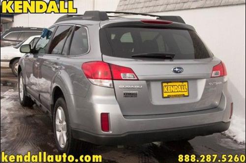 Subaru Outback 2010 photo 2