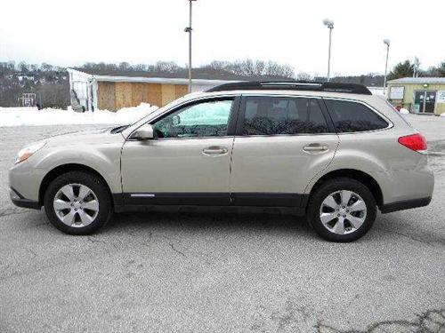 Subaru Outback 2010 photo 3