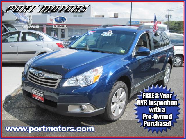 Subaru Outback SL Leather Sedan