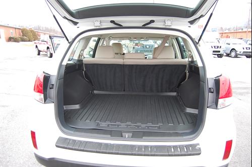Subaru Outback 2010 photo 4