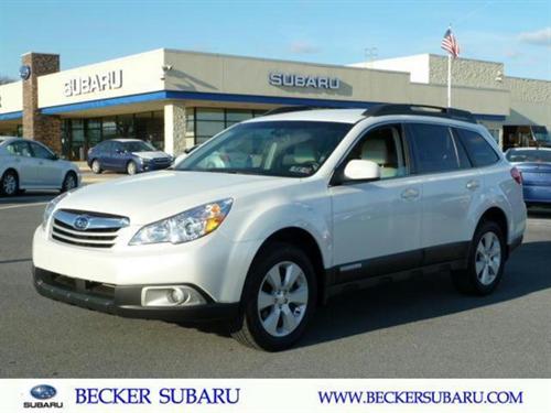 Subaru Outback 2010 photo 1