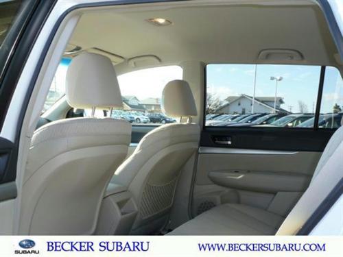 Subaru Outback 2010 photo 3
