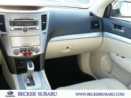 Subaru Outback 2010 photo 5