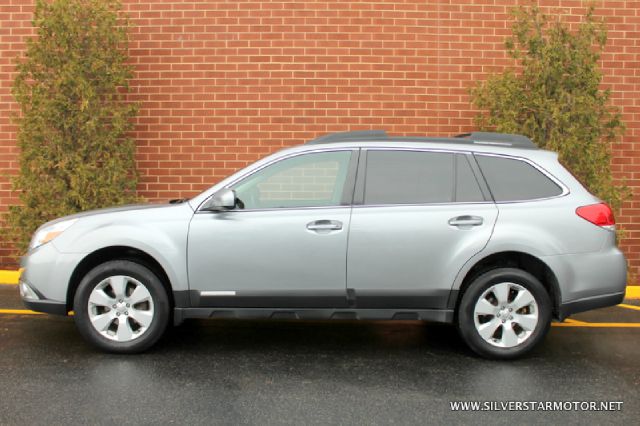 Subaru Outback 2.3T Sedan 4D SUV