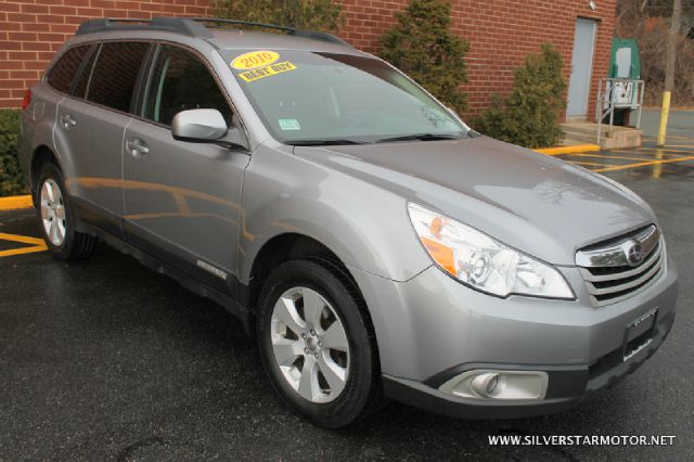Subaru Outback 2010 photo 4