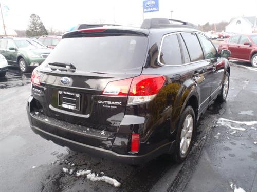 Subaru Outback 2010 photo 1