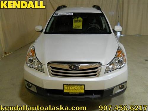Subaru Outback 2010 photo 2