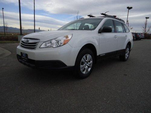Subaru Outback 2010 photo 2