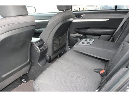Subaru Outback 2010 photo 5