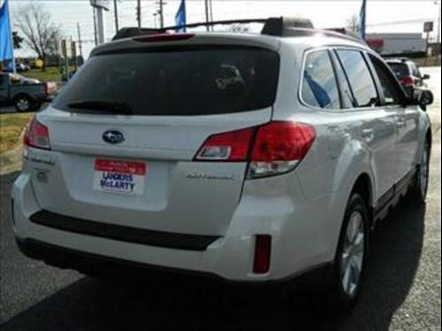 Subaru Outback 2.5L I4 S 4-door AWD Crossover Other