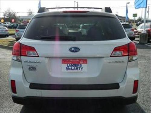 Subaru Outback 2010 photo 1
