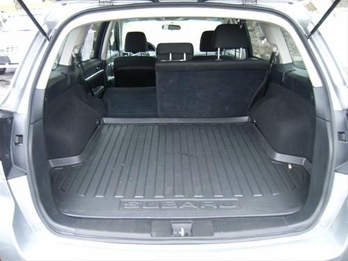 Subaru Outback 2010 photo 5