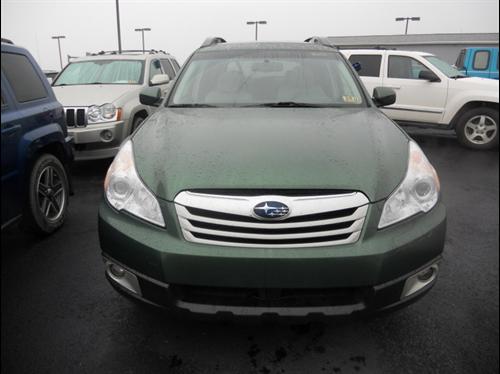 Subaru Outback 2010 photo 3