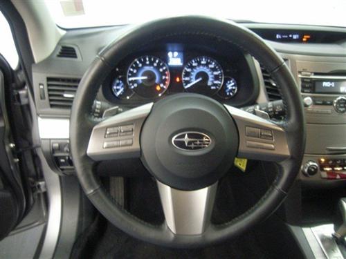 Subaru Outback 2010 photo 1