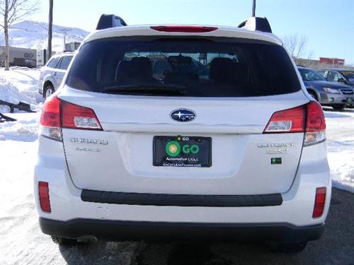 Subaru Outback 2010 photo 1