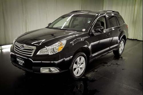 Subaru Outback 2010 photo 2