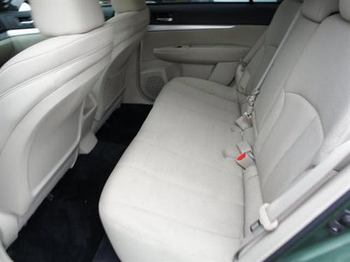 Subaru Outback 2010 photo 3