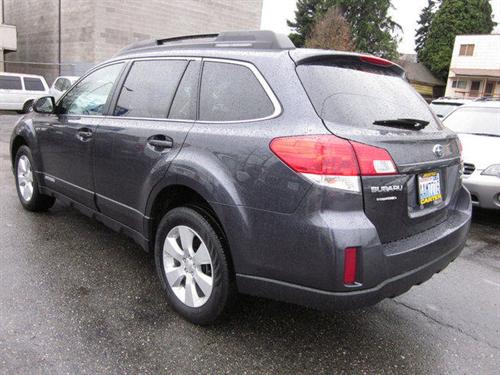 Subaru Outback 2010 photo 1