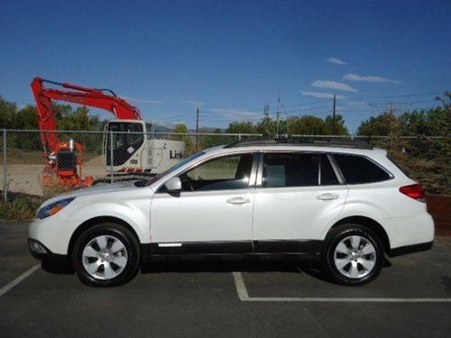 Subaru Outback 2010 photo 1