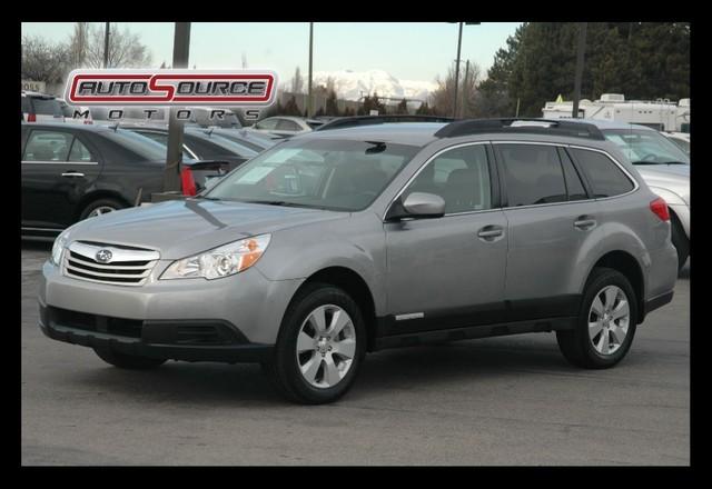 Subaru Outback 2010 photo 3