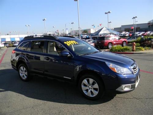 Subaru Outback 2010 photo 1