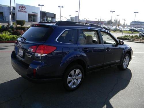 Subaru Outback 2010 photo 4