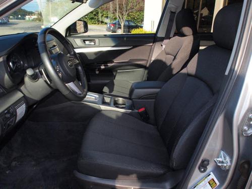 Subaru Outback 2010 photo 4