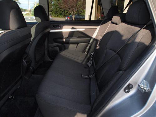 Subaru Outback 2010 photo 5