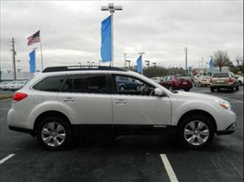 Subaru Outback 2010 photo 1