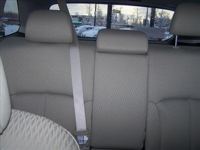 Subaru Outback 2010 photo 4