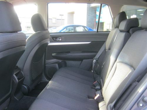Subaru Outback 2010 photo 5
