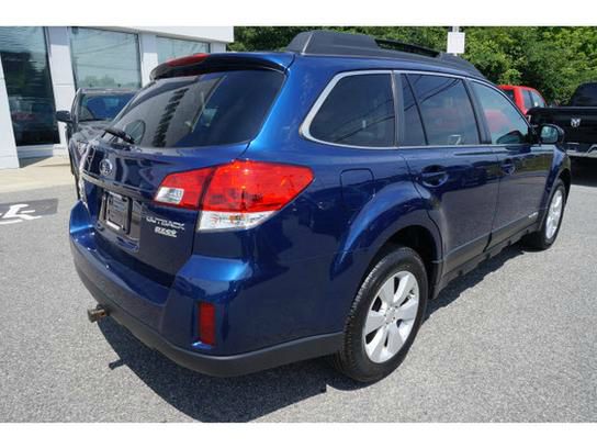 Subaru Outback 2010 photo 1