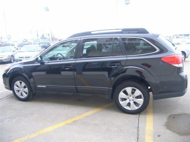 Subaru Outback 2010 photo 1