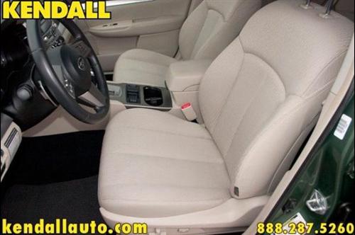 Subaru Outback 2010 photo 4