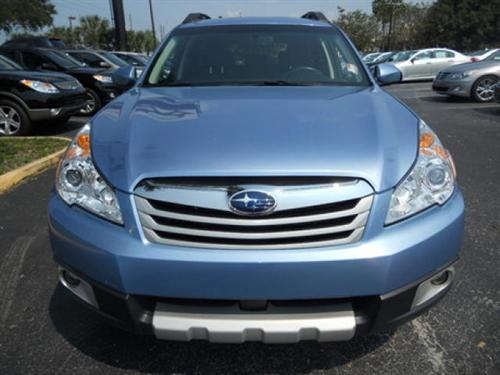 Subaru Outback 2010 photo 2