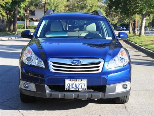 Subaru Outback 2010 photo 1