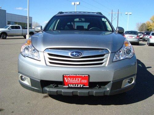 Subaru Outback 2010 photo 1