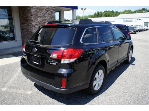 Subaru Outback 2010 photo 1