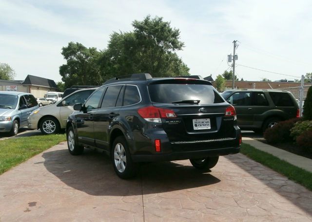 Subaru Outback 2.3T Sedan 4D SUV