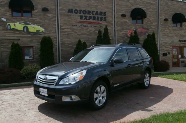 Subaru Outback 2010 photo 4