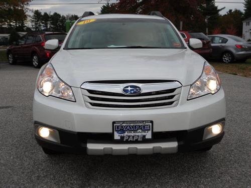 Subaru Outback 2010 photo 1